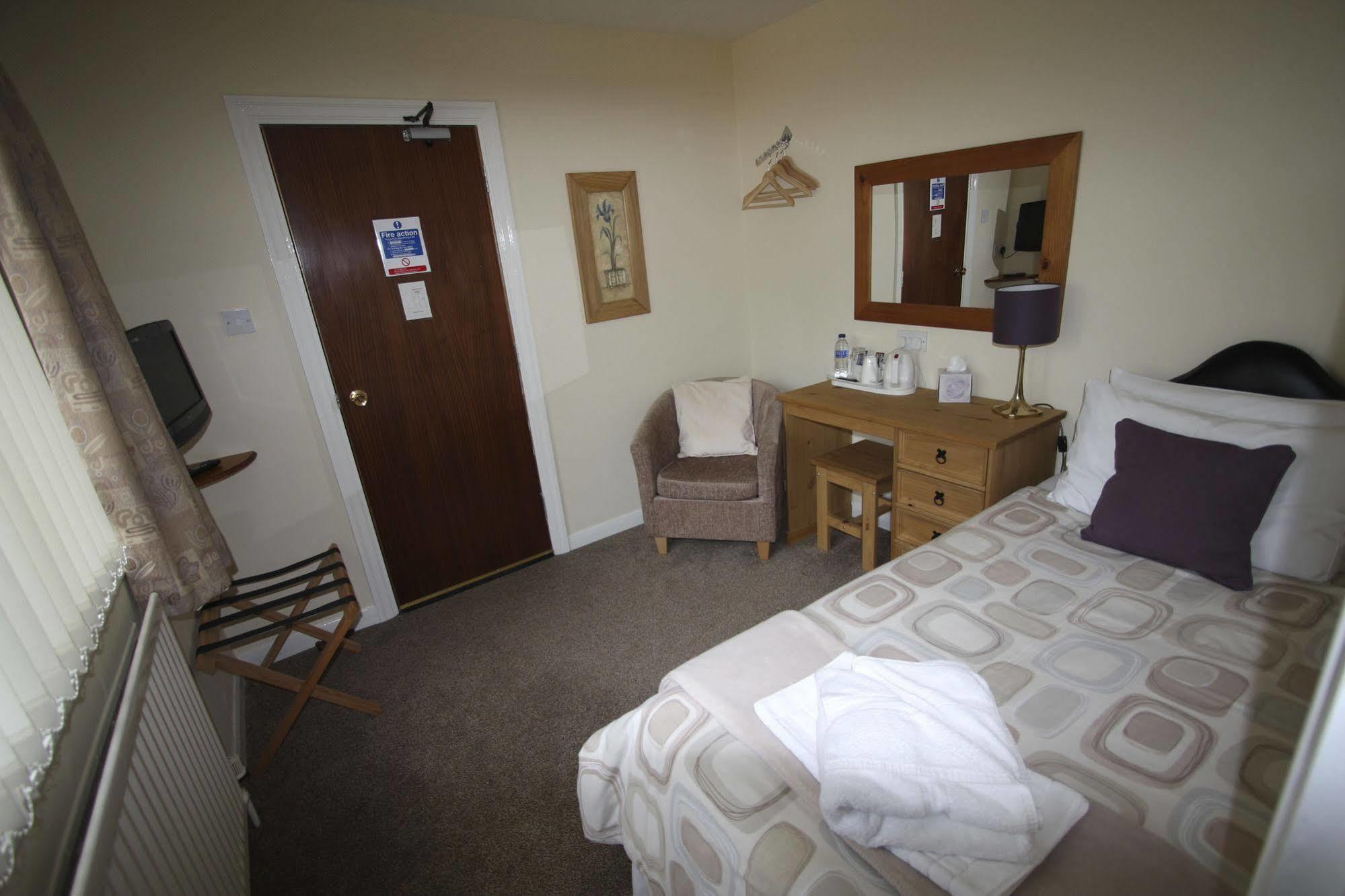 Broadwell Guest House メリダン エクステリア 写真